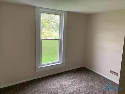 706 E Wayne St, Paulding, OH 45879 photo 12