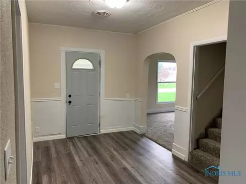 706 E Wayne St, Paulding, OH 45879 photo 4