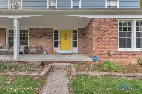 4622 Burningtree Dr, Toledo, OH 43623 photo 3