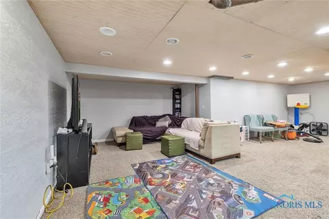 4622 Burningtree Dr, Toledo, OH 43623 photo 36