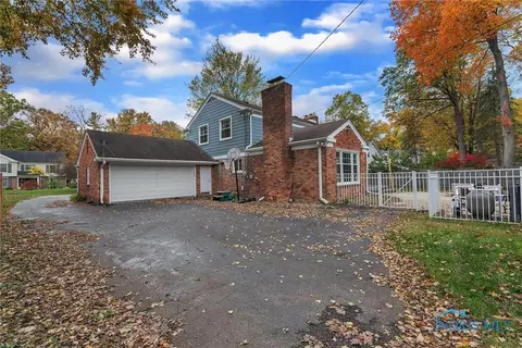 4622 Burningtree Dr, Toledo, OH 43623 photo 40