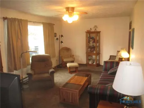 702 Maple St, Stryker, OH 43557 photo 4