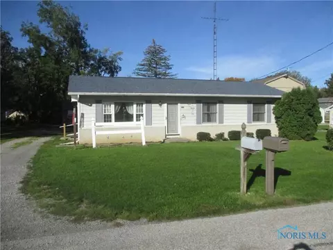 702 Maple St, Stryker, OH 43557 photo 1