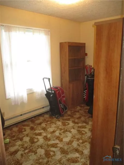 702 Maple St, Stryker, OH 43557 photo 8