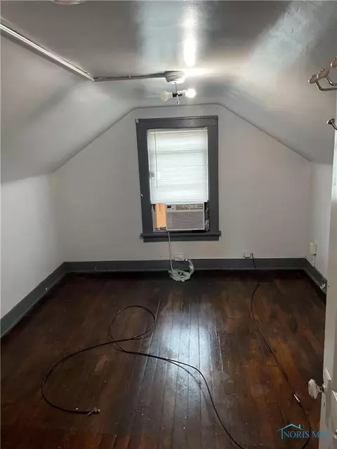 414 Conrad Ave, Toledo, OH 43607 photo 5