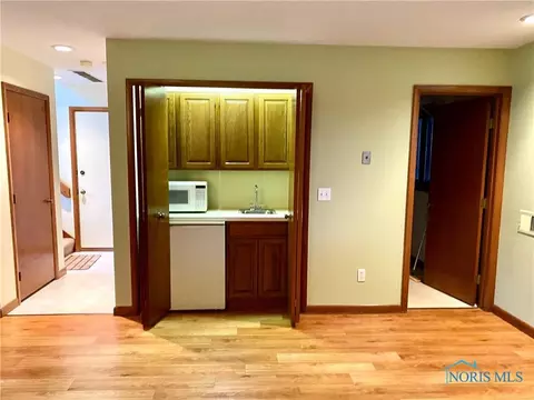 2211 Willowtree Ln, Maumee, OH 43537 photo 33