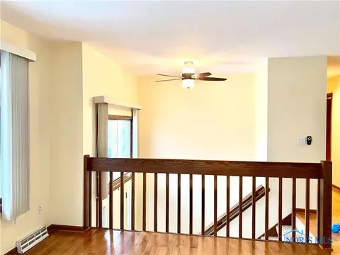 2211 Willowtree Ln, Maumee, OH 43537 photo 5