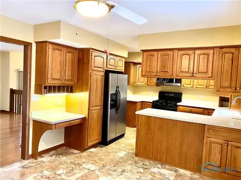 2211 Willowtree Ln, Maumee, OH 43537 photo 14