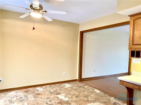 2211 Willowtree Ln, Maumee, OH 43537 photo 18