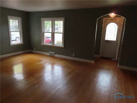 615 Center St, Bryan, OH 43506 photo 14