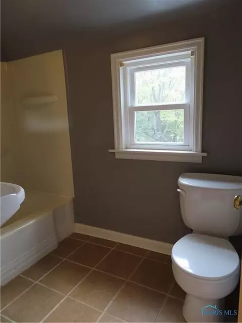 615 Center St, Bryan, OH 43506 photo 27