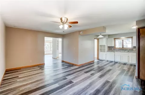 304 E Hueston St, Forest, OH 45843 photo 22