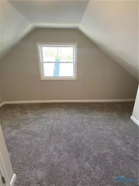 28619 E Broadway St, Walbridge, OH 43465 photo 17