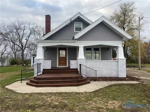 28619 E Broadway St, Walbridge, OH 43465 photo 2