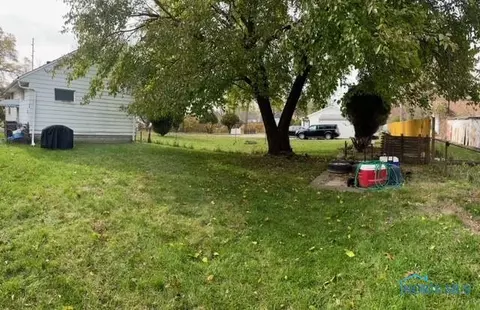 2276 Forrer St, Toledo, OH 43607 photo 10
