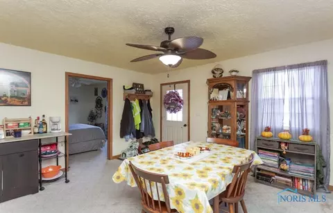 125 Robert Ave, Bellevue, OH 44811 photo 20