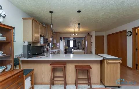 125 Robert Ave, Bellevue, OH 44811 photo 21