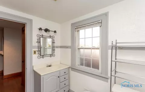 125 Robert Ave, Bellevue, OH 44811 photo 37