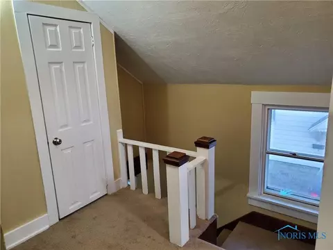 876 E High St, Bryan, OH 43506 photo 13