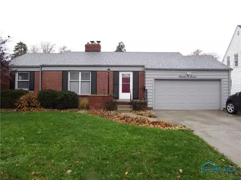 1607 River Rd, Maumee, OH 43537 photo 1