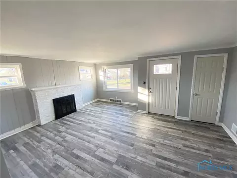364 Darrow Ave, Toledo, OH 43607 photo 5