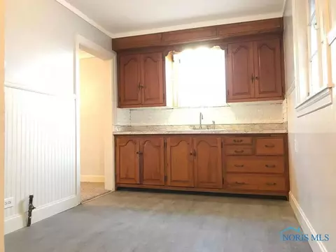929 Coventry Ave, Toledo, OH 43607 photo 10