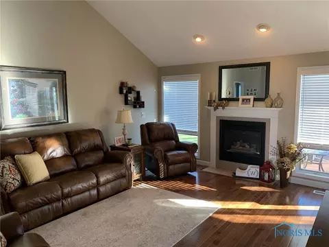 419 Carson Dr, Bryan, OH 43506 photo 5