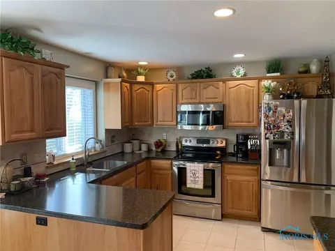 419 Carson Dr, Bryan, OH 43506 photo 7