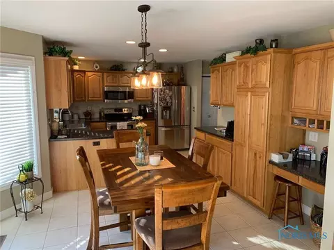 419 Carson Dr, Bryan, OH 43506 photo 11