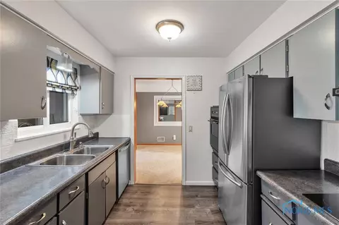 3425 Fleitz Rd, Oregon, OH 43616 photo 20