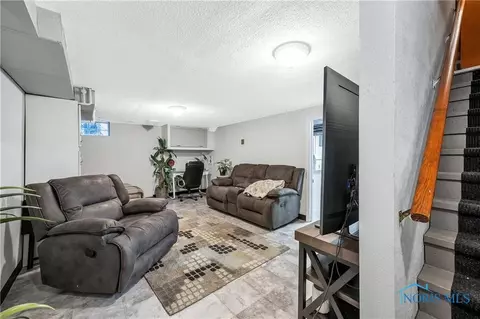 1906 Shenandoah Rd, Toledo, OH 43607 photo 28