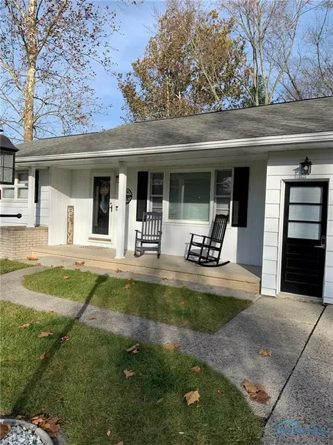 902 Parkview Ave, Bryan, OH 43506 photo 2