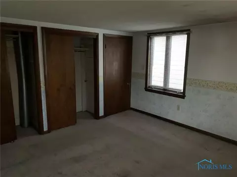 885 E High St, Bryan, OH 43506 photo 11