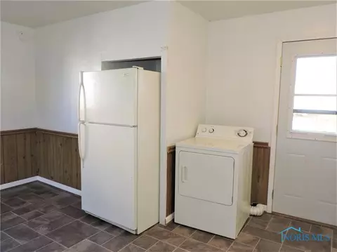 110 Dickens Dr, Toledo, OH 43607 photo 12