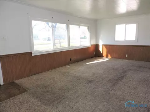 110 Dickens Dr, Toledo, OH 43607 photo 5