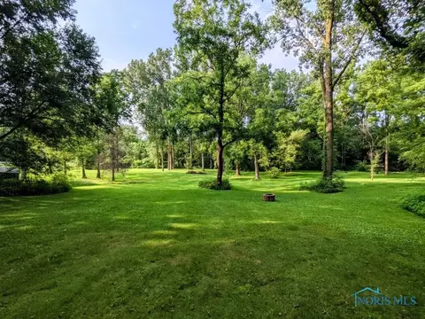3176 Circle Dr, Delta, OH 43515 photo 3