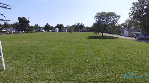 69 W Market, Tiffin, OH 44883