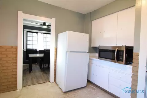 534 E Weber St, Toledo, OH 43608 photo 9