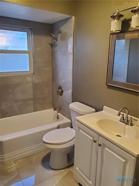 630 Brookley Blvd, Toledo, OH 43607 photo 4
