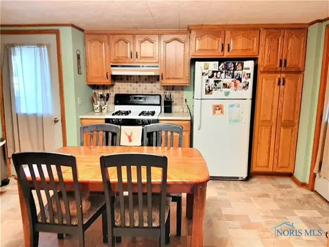 17437 County Rd E, Bryan, OH 43506 photo 3