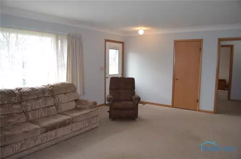 732 Edith Ave, Findlay, OH 45840 photo 3