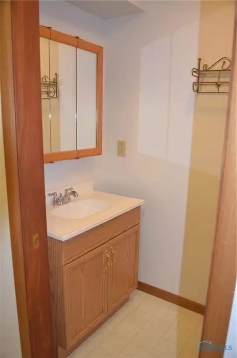 732 Edith Ave, Findlay, OH 45840 photo 22