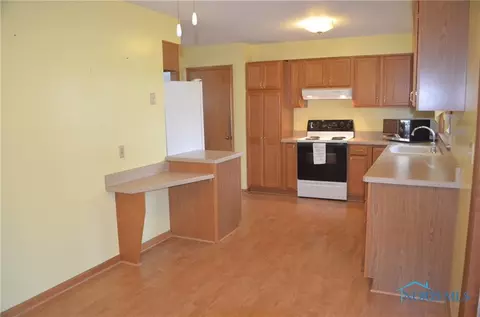 732 Edith Ave, Findlay, OH 45840 photo 9