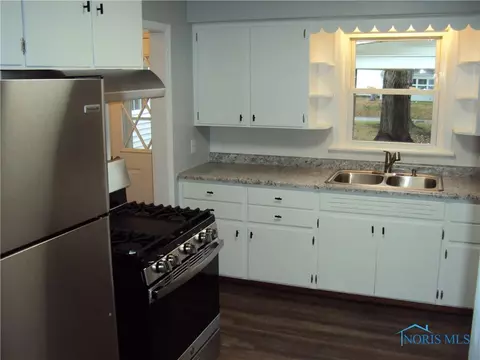 739 N Walnut St, Paulding, OH 45879 photo 11