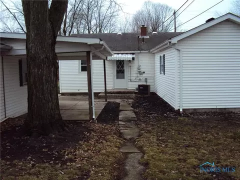 739 N Walnut St, Paulding, OH 45879 photo 9