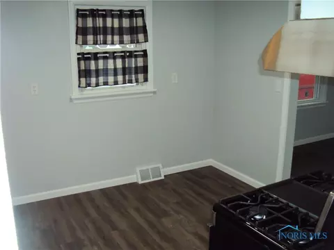 739 N Walnut St, Paulding, OH 45879 photo 12