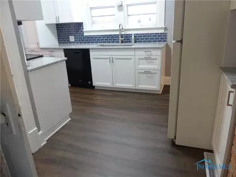 212 N Hazel St, Upper Sandusky, OH 43351 photo 9