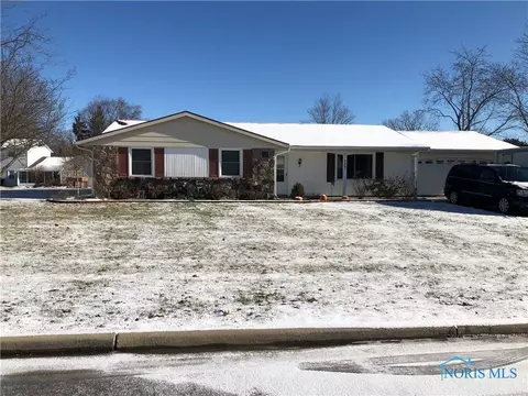 200 Ohio Dr, Bryan, OH 43506 photo 1