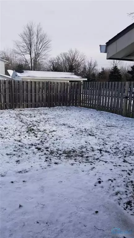 200 Ohio Dr, Bryan, OH 43506 photo 3