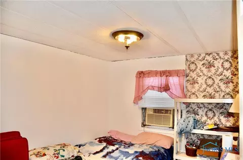 102 Edmonds St, Bradner, OH 43406 photo 7
